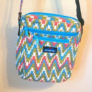 Kavu cross body purse
